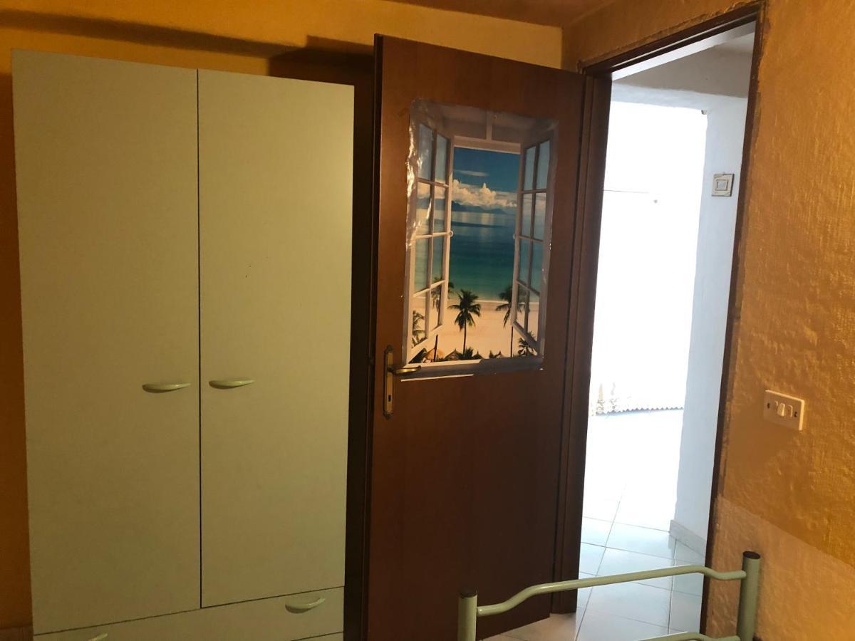 Apartamento Sarrala Tertenìa Exterior foto