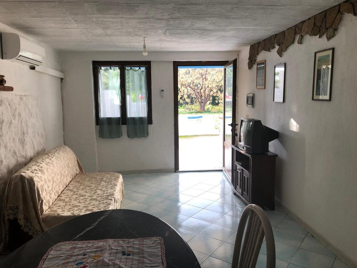 Apartamento Sarrala Tertenìa Exterior foto