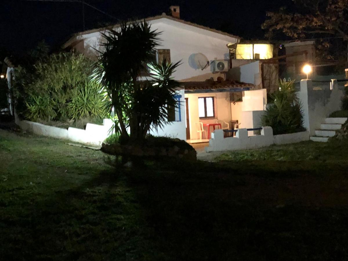 Apartamento Sarrala Tertenìa Exterior foto
