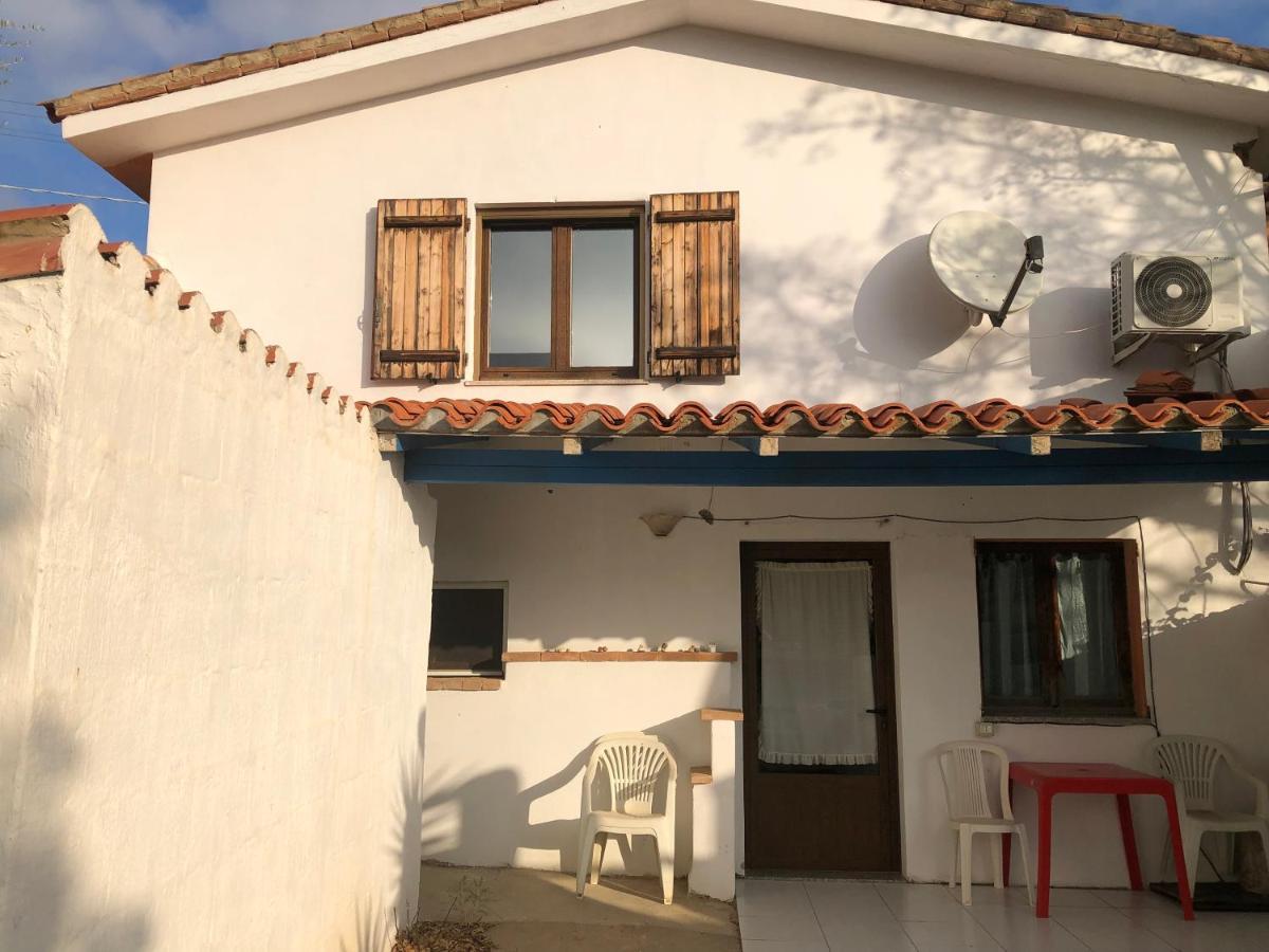 Apartamento Sarrala Tertenìa Exterior foto
